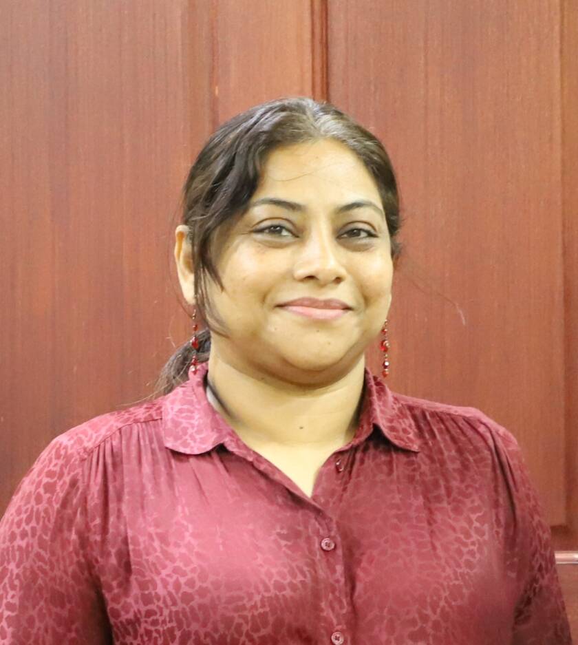 އަލްފާޟިލާ ފާޠިމަތު ޢައްޒަ