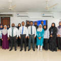 އިމާރާތްކުރުމާއި، ގެދޮރުވެރިކަމާއި ބިނާރާ ބެހޭ ވުޒާރާއާއި ދިވެހިބަހުގެ އެކެޑަމީ ގުޅިގެން ކުރިއަށްގެންދިޔަ ދިވެހިބަހަށް އަހުލުވެރިކުރުމުގެ ތަމްރީން ޕުރޮގުރާމު ކާމިޔާބުކަމާ އެކު ނިންމައިލައިފި